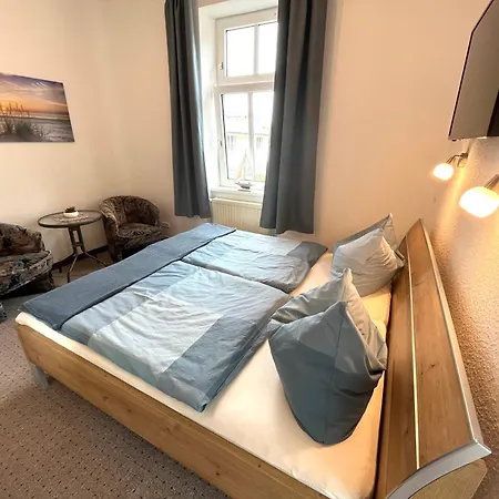 公寓 Haus Frithjof 宾茨