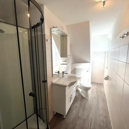 Haus Frithjof Apartman *